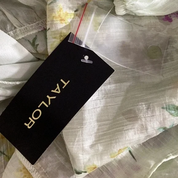 NWT Taylor Ruffle Hem Smock Dress Size XS - Picture 13 of 13